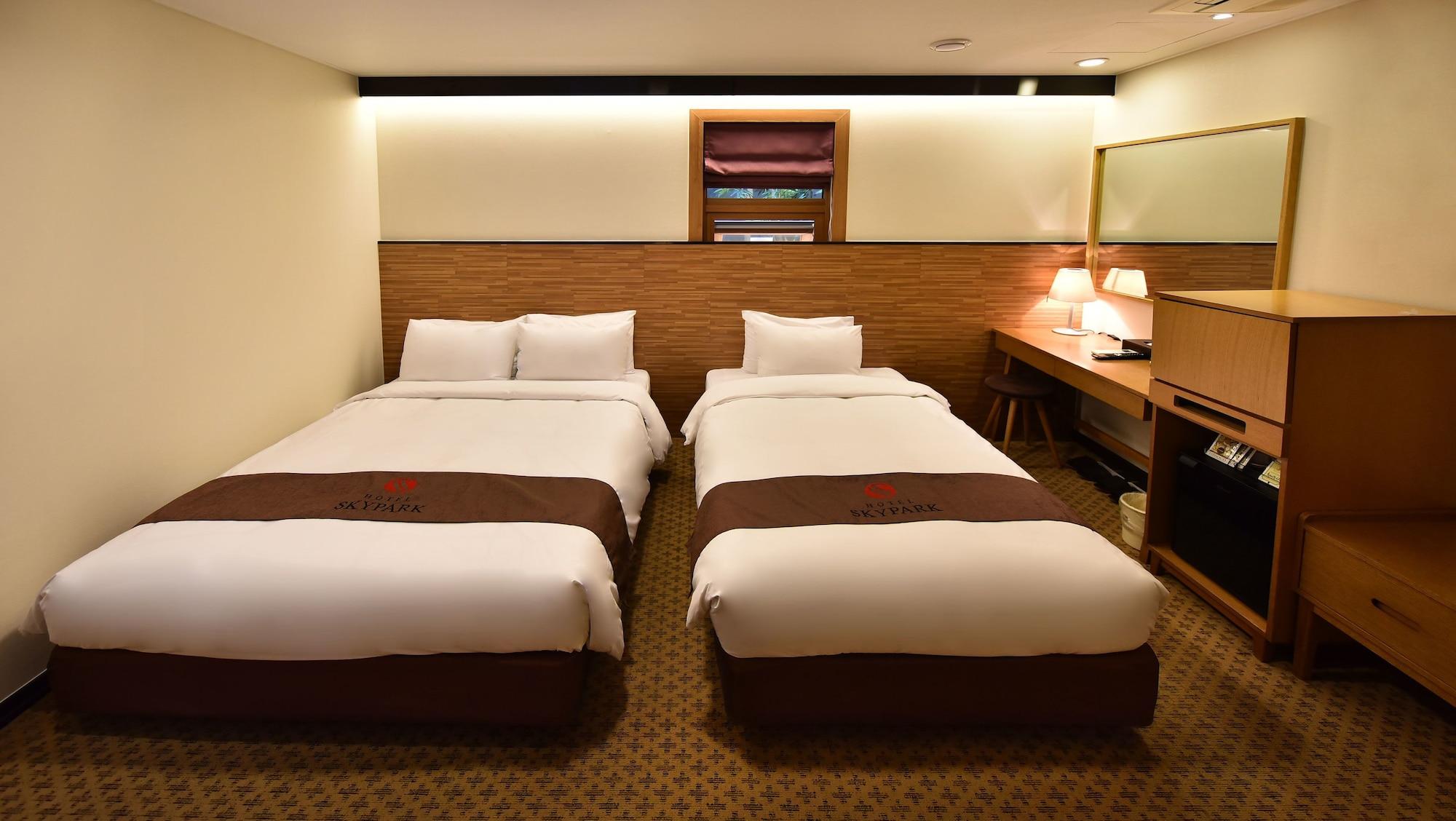 โฮเต็ล สกายพาร์ค มายอองดอง วัน โรงแรม 3*