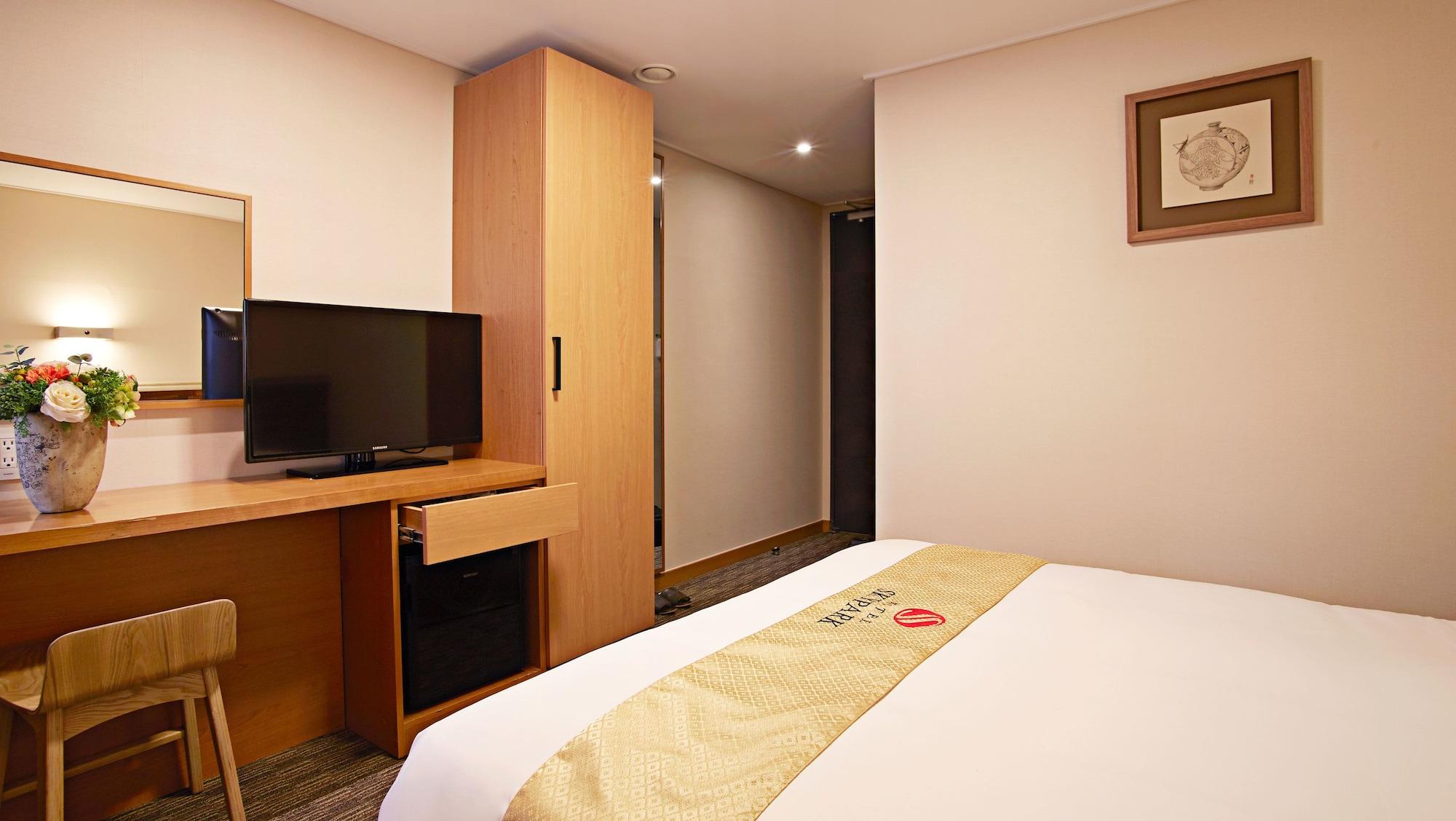 Hotel Skypark Myeongdong 1
