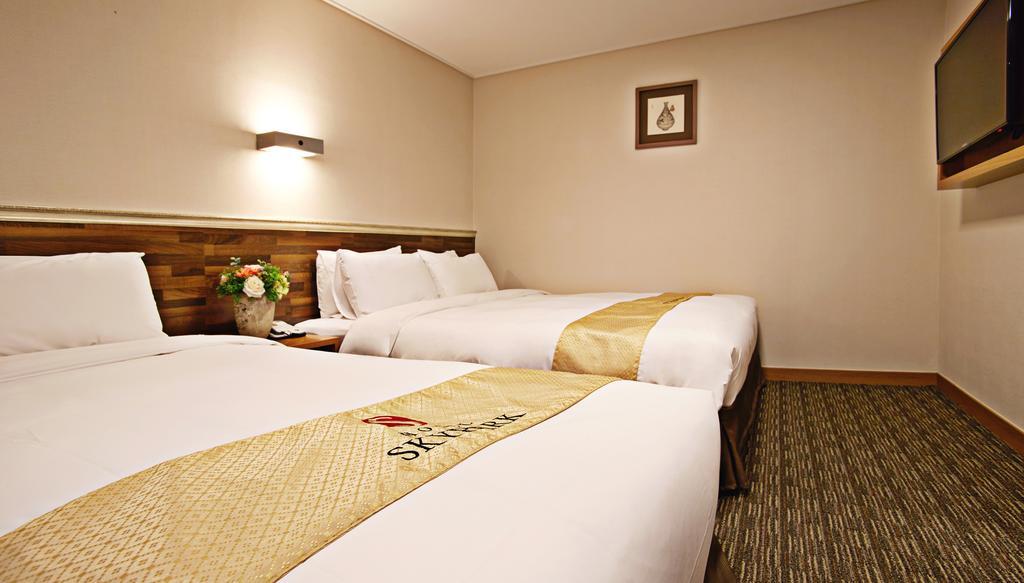 Hotel Skypark Myeongdong 1