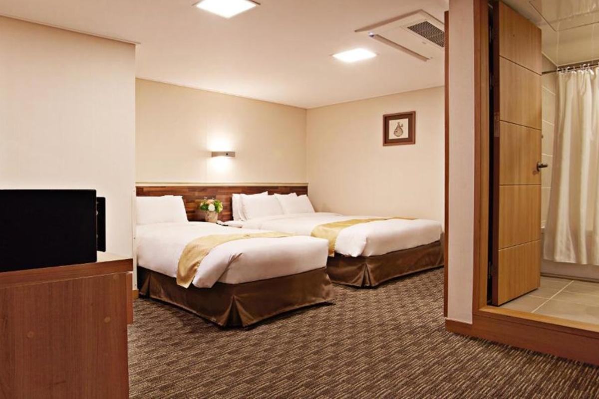 스카이파크 명동 1호점 3*